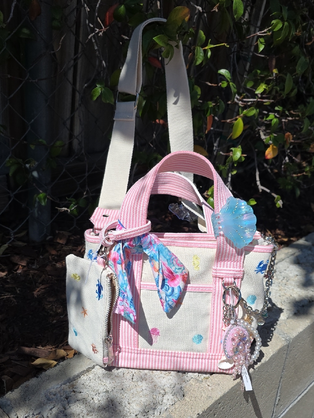 Jellyfish Cream and Pink Mini Canvas Tote